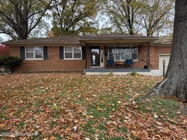 4012 White Plains Ct, Louisville, KY 40218