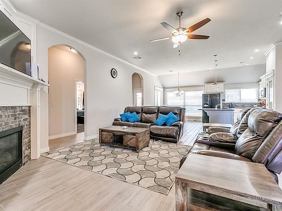 5th image of 3413 Ontario Cir