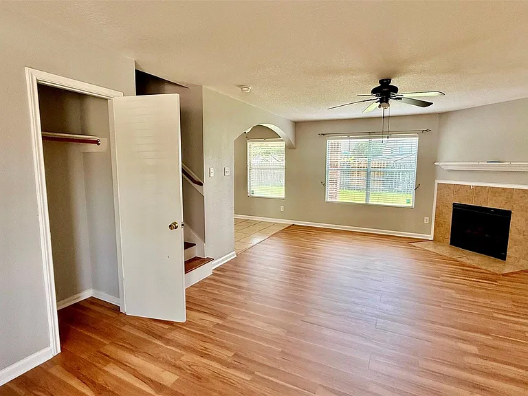19503 Narcissus Brook Ln — Photo 10