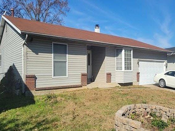 2nd image of 2961 Dividend Park Dr