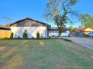 3833 S 88th Pl E, Tulsa, OK 74145