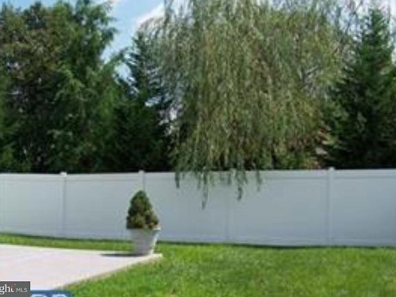 2nd image of 4 Tudor Dr
