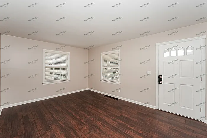128 Lafayette St — Photo 5