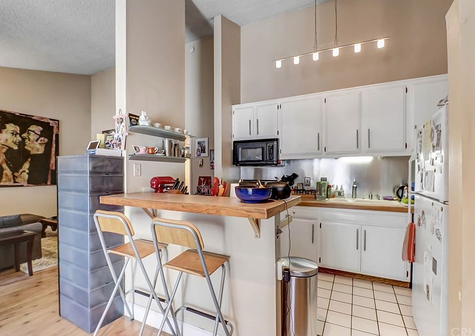 1st image of 816 Camino Real Unit 201