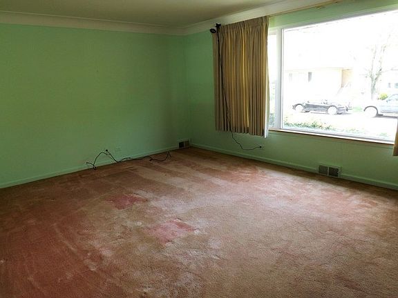 3rd image of 2021 W Summerdale Ave