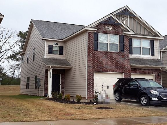 3rd image of 251 Leland Ln
