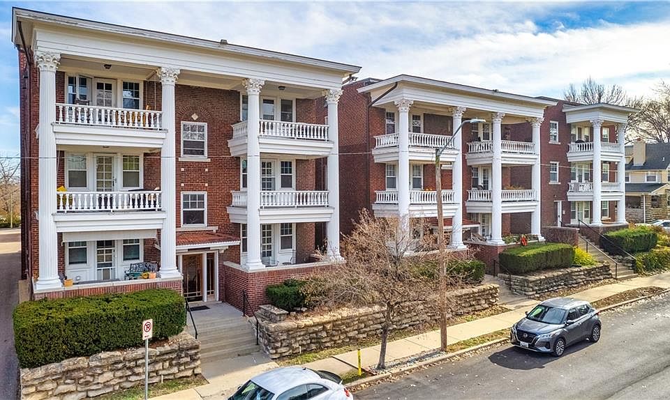 1st image of 4311 McGee St APT 2S