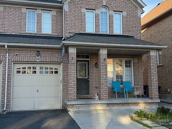 3rd image of 26 Country Ridge Ct