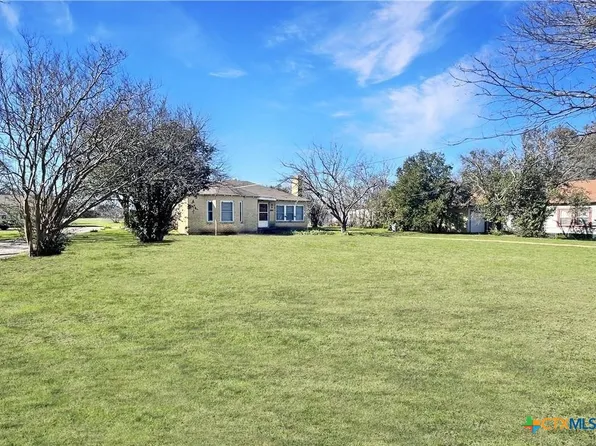 1915 & 1925 S Wall St, Belton, TX 76513