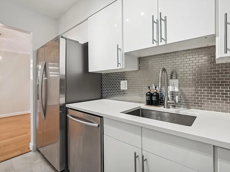 7621 Tremayne Pl #111 — Photo 11
