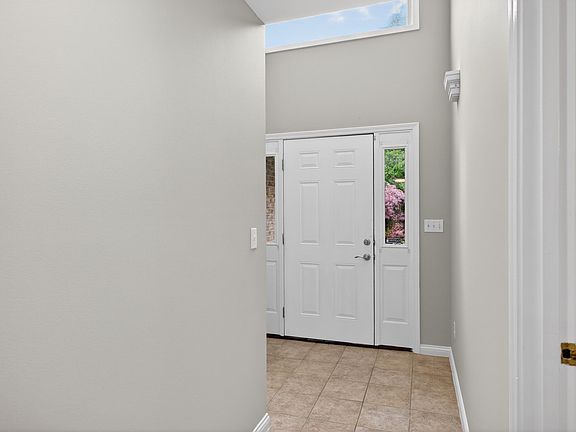 2nd image of 3008 Adwalton Rd