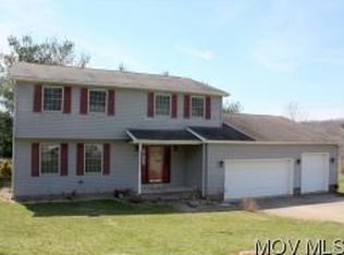 100 Saint Andrews Blvd, Belpre, OH 45714