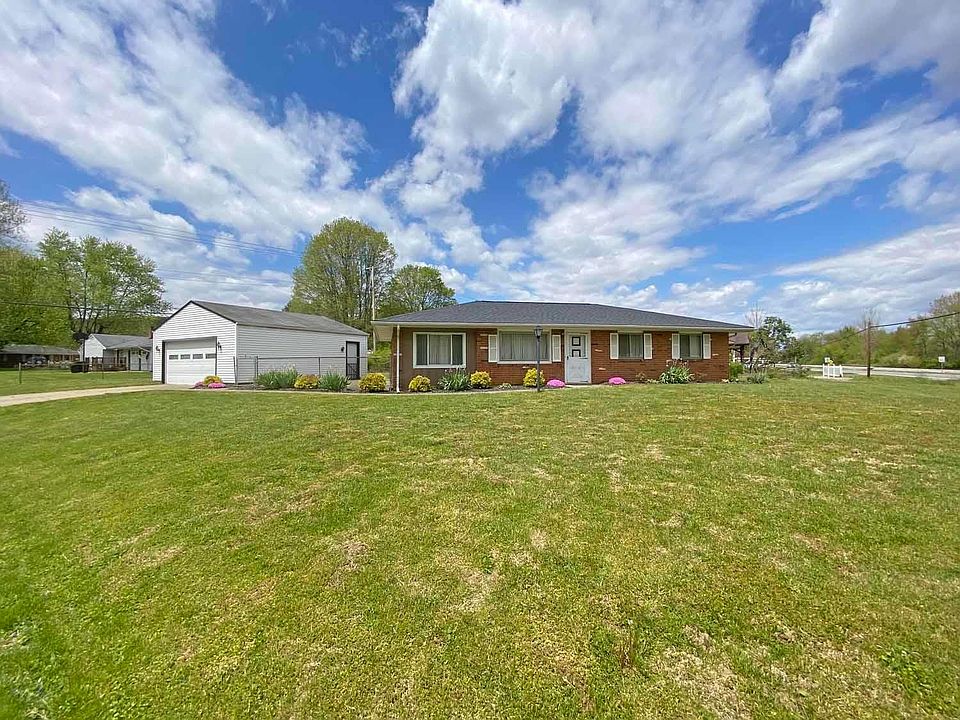 1st image of 8 Parana Dr