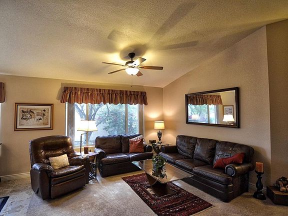 2nd image of 13928 W Pueblo Trl