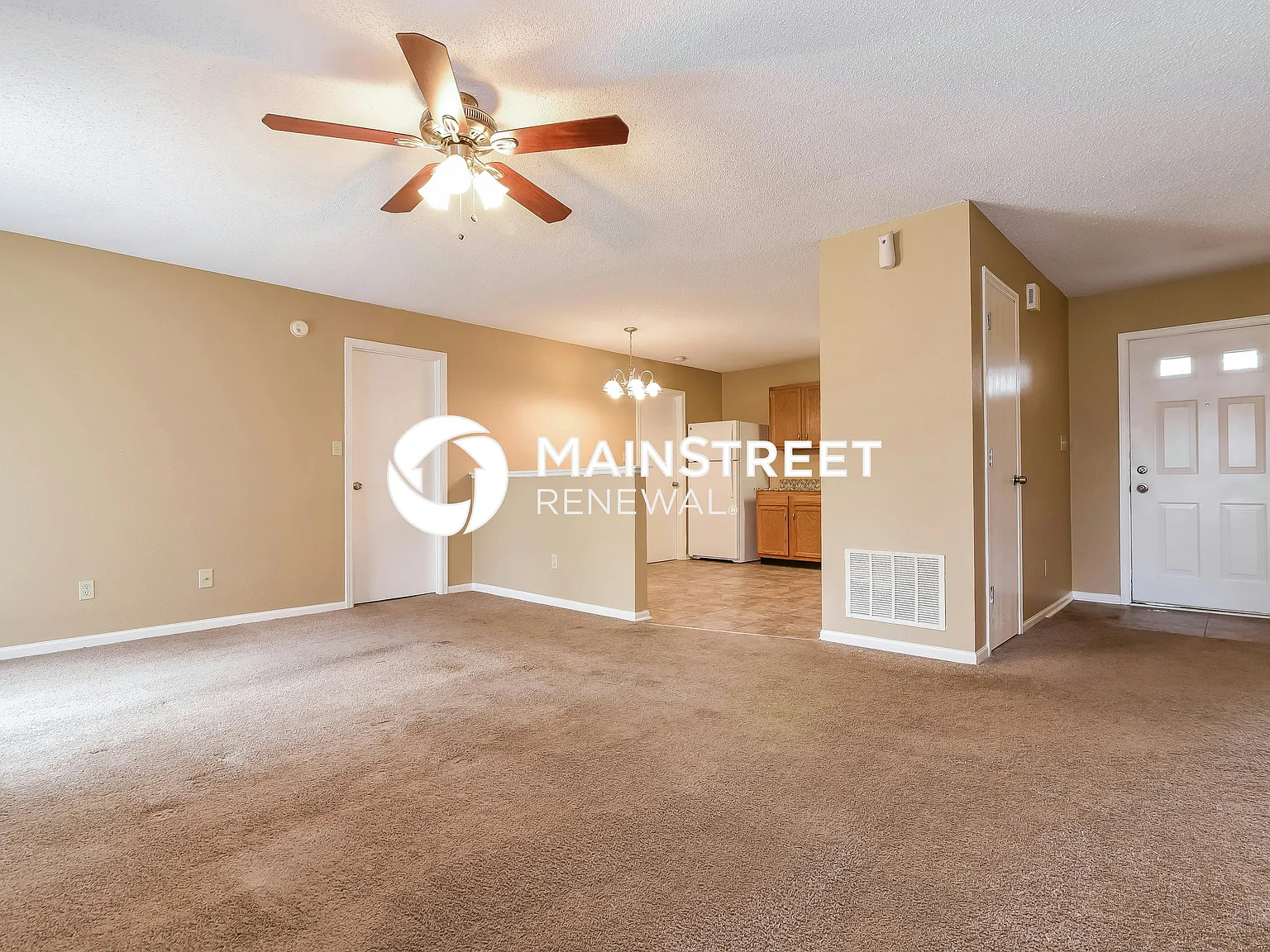 7467 Grandview Dr — Photo 2