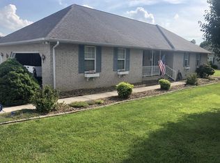 159 Country Air Ln, Manchester, TN 37355