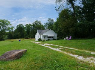 9879 Shepard Rd, Macedonia, OH 44056