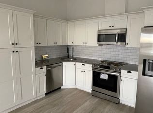 97 Main St APT 6, Manasquan, NJ 08736