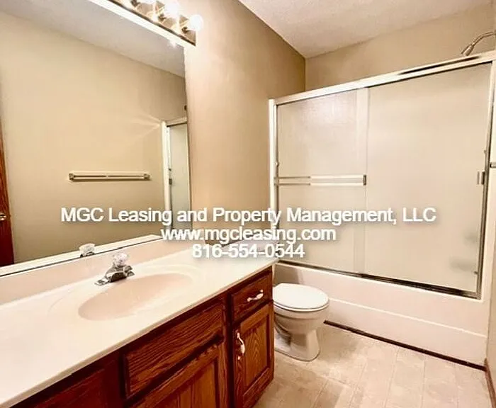507 N Foxridge Dr — Photo 7