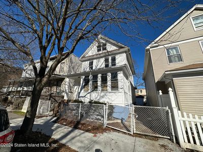 27 Metcalfe St, Staten Island, NY, 10304