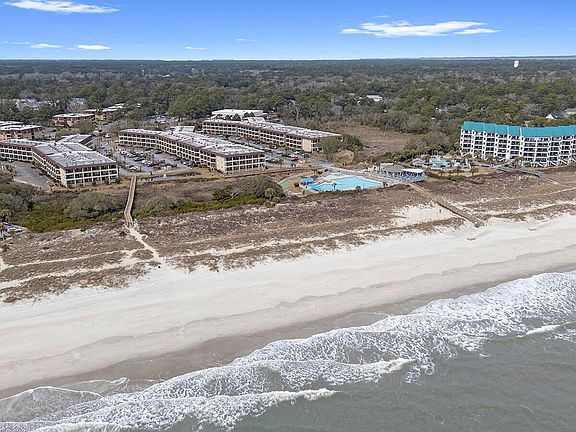 3rd image of 40 Folly Field Rd #325A