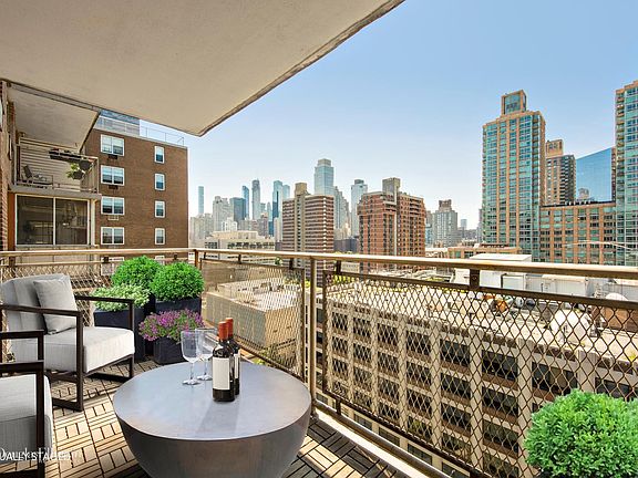 4th image of 303 W 66th St APT 17JW