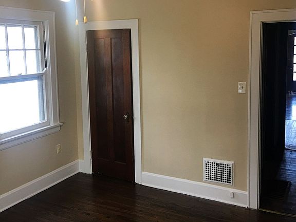 3rd image of 1979 Dalewood Pl APT 1