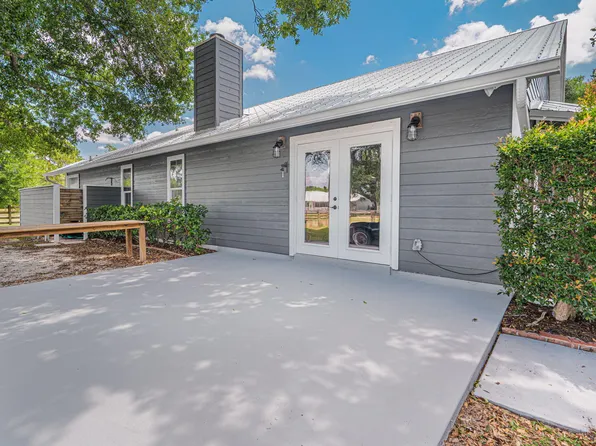 9860 Orange Avenue, Fort Pierce, FL 34945