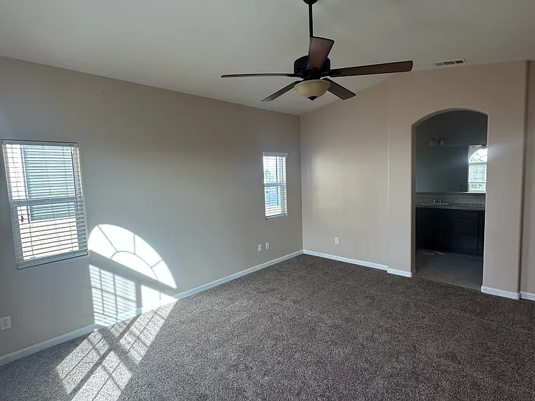 1741 E Alcala Dr — Photo 20