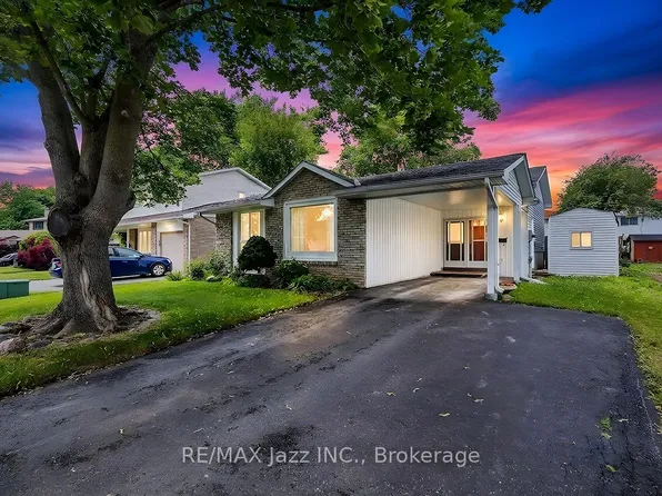 22 Deerpark Cres, Clarington, ON L1C 3M3