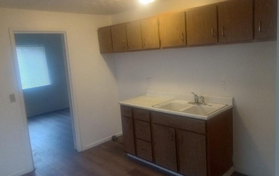 1st image of 2901 Harrison Ave #11284838
