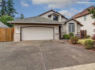 15004 SE Pinegrove Loop, Clackamas, OR 97015