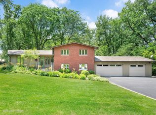 11712 S Glen Rd, Palos Park, IL 60464
