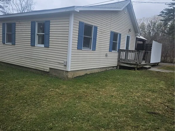 4703 Cleveland Rd, Syracuse, NY 13215