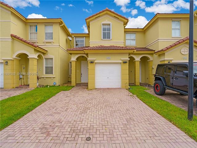 1st image of 8643 NW 112th Pl
