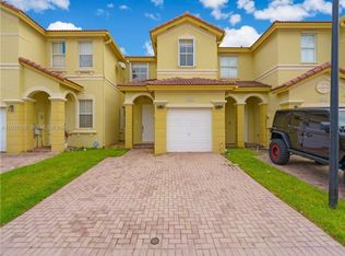 8643 NW 112th Pl, Doral, FL 33178
