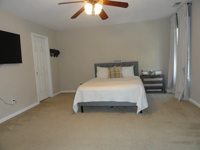 2110 Cedar Grove Dr — Photo 15