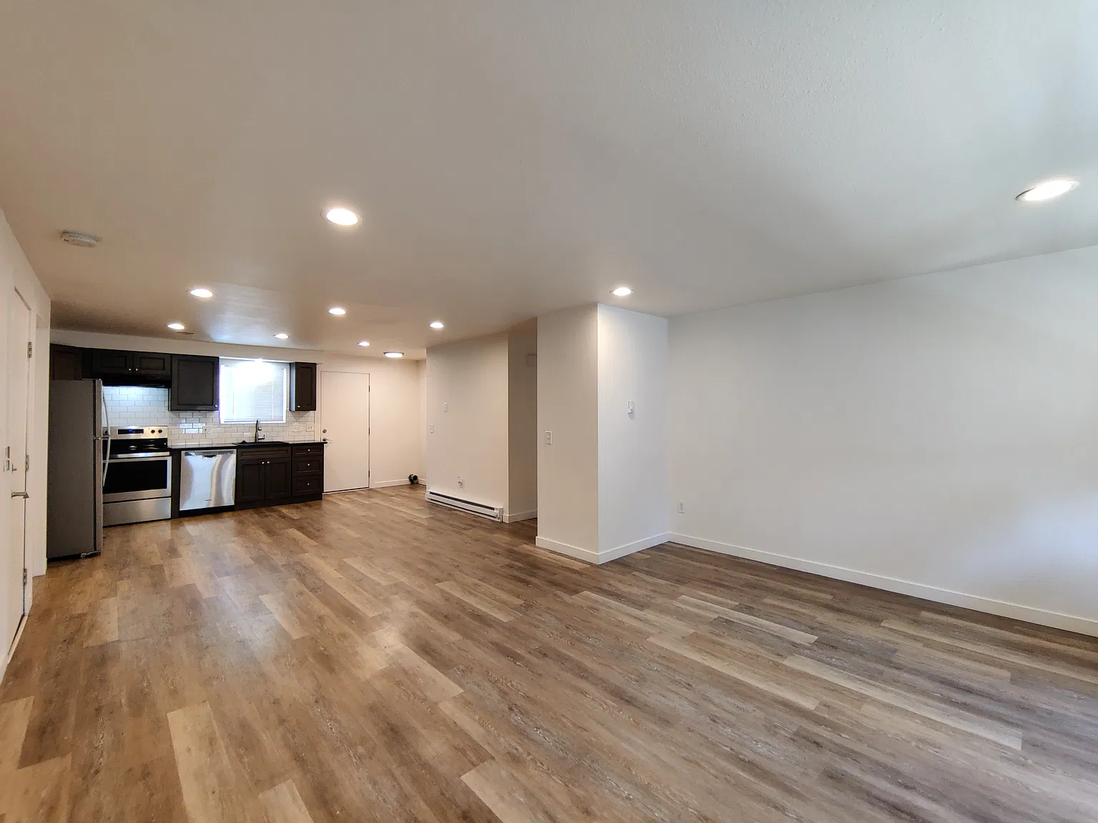 3 bed, 1050 sqft, $1,750 — Photo 1