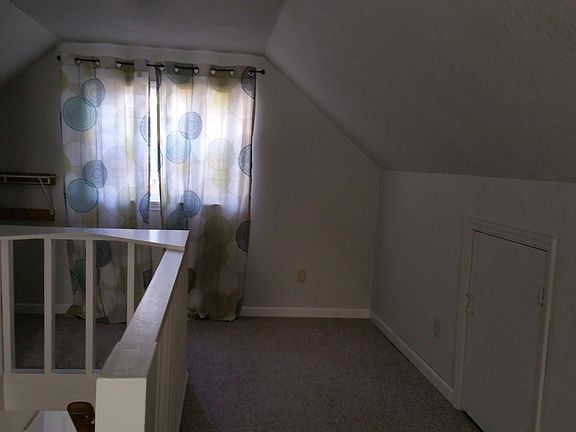 4th image of 345 Clayton Ave