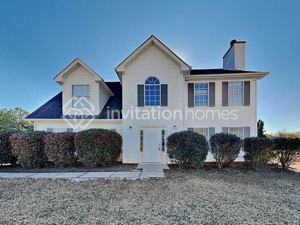 685 Meadows Ln