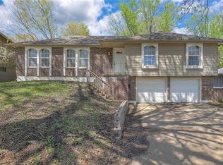 7504 E 119th Ter, Grandview, MO 64030