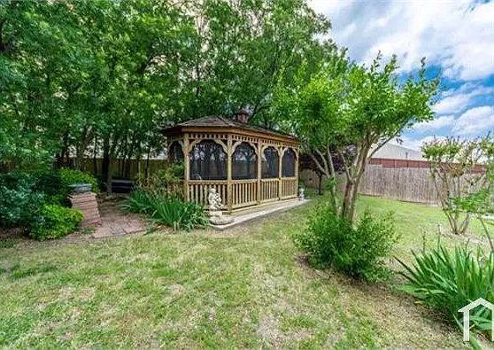 236 Birdbrook Dr — Photo 13