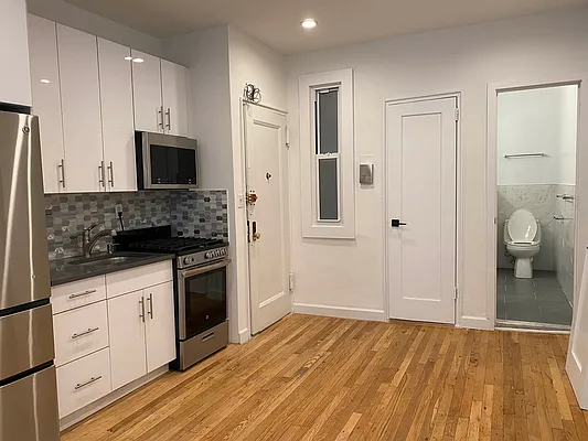 Rented by Waverly Realty Associates | media 11