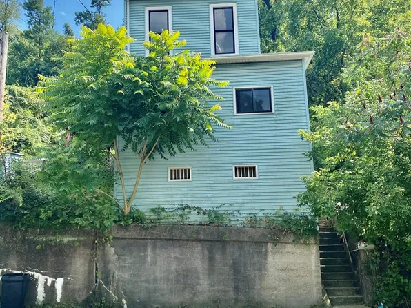 110 Valley Boulevard, Wheeling, WV 26003