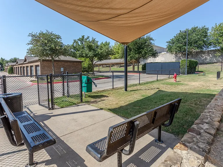 Greenhaven Apartments — Photo 40