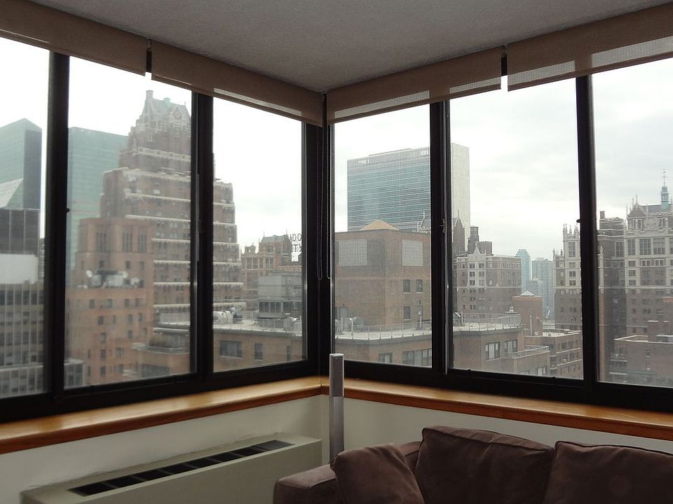 1st image of 250 E 40th St APT 25E