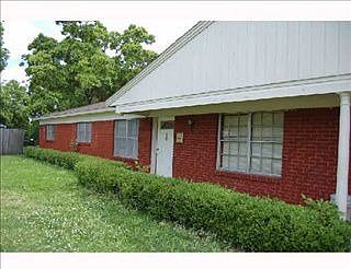 2nd image of 3106 Donald Dr