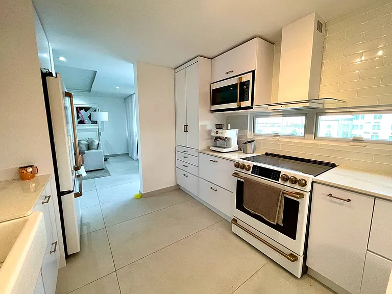 4939 Avenue Isla Verde — Photo 12