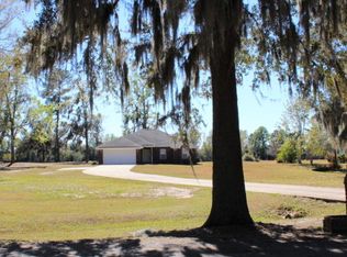 101 Marsh Dr, Midway, GA 31320