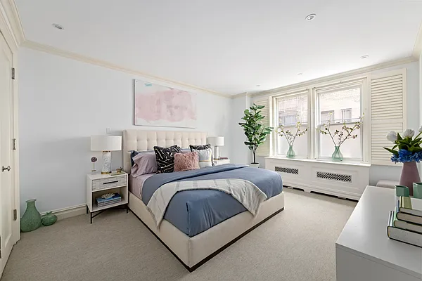 Sold by Compass | media 8